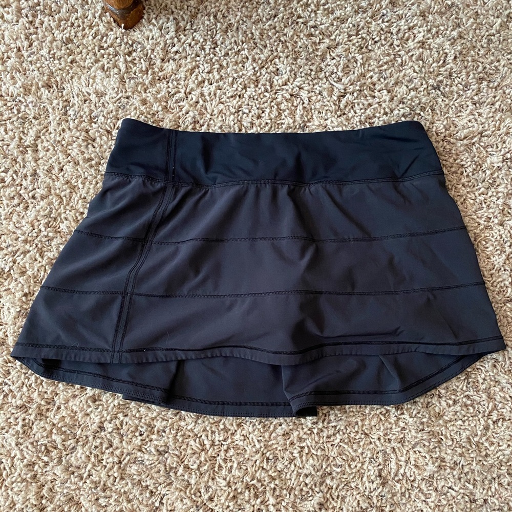 Lulu lemon tennis skirt!!